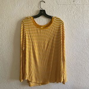 Size XXL Women’s Long Sleeve Tee